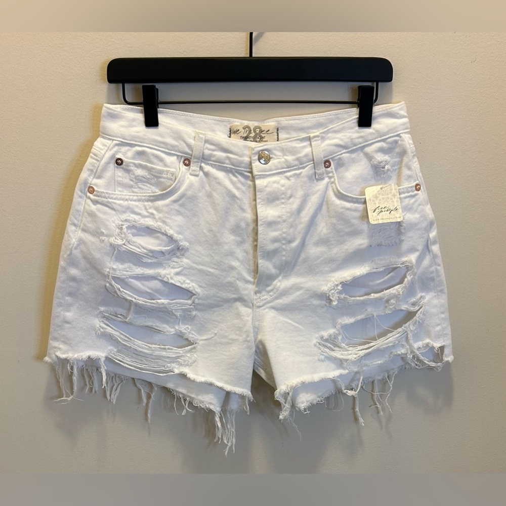 NWT Free People Maggie Mid Rise Shorts